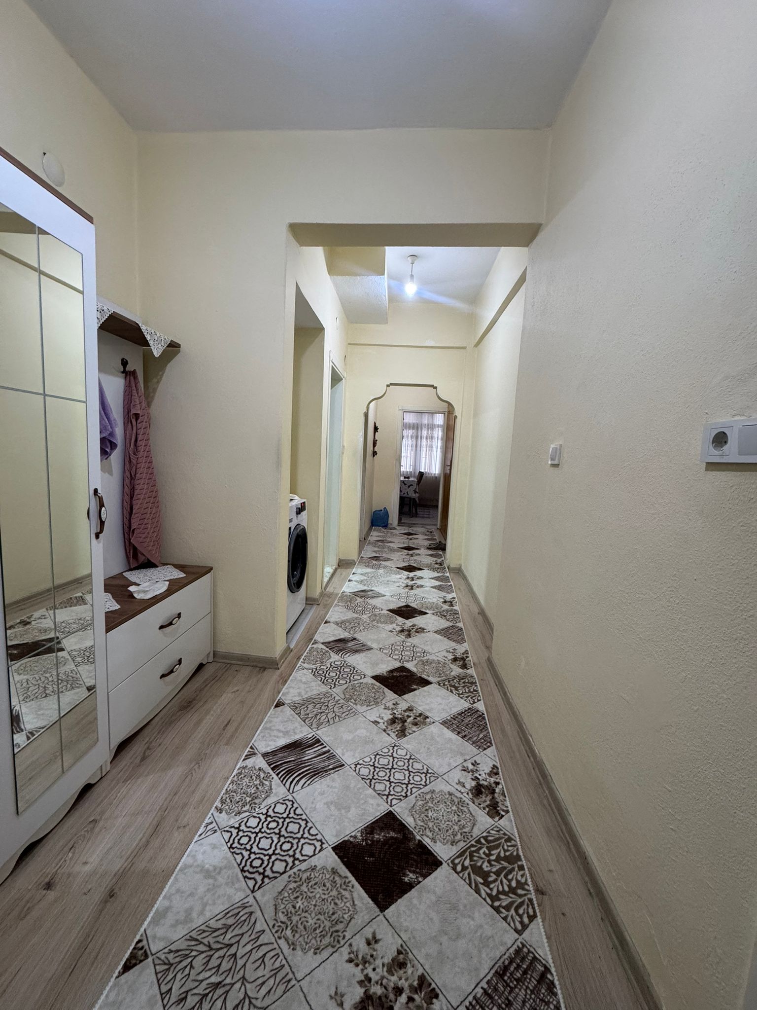 MABEL'DEN CUMHURİYET MAH. ÇARŞI İÇİ 3+1 SATILIK DAİRE